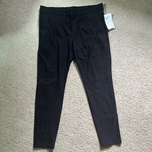 Athleta Size 16 Women’s Black Wander Stash Skinny Pant- New with Tags